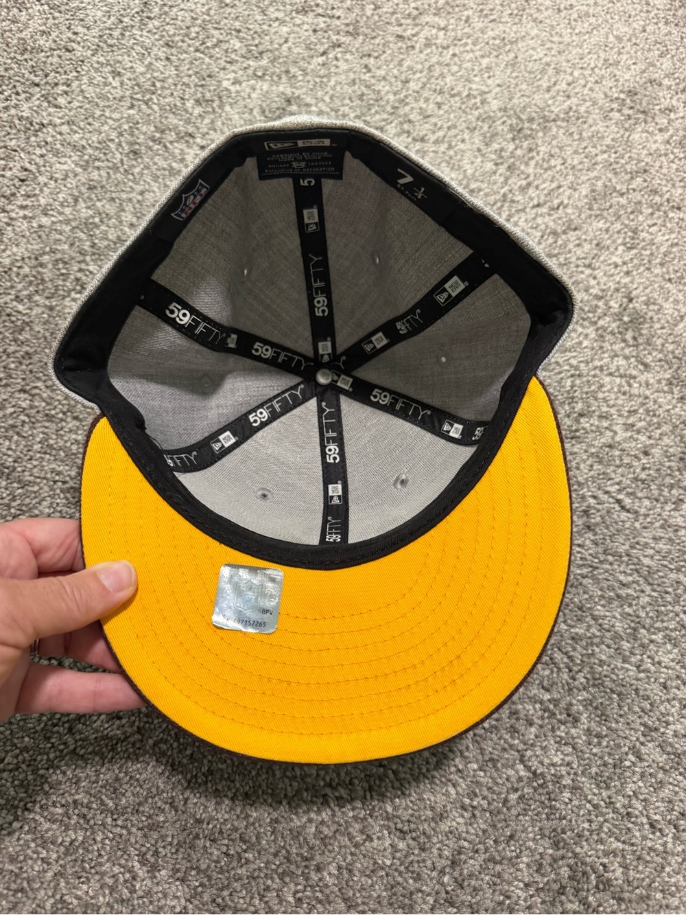 Washington Redskins Hat - Picture 2 of 5
